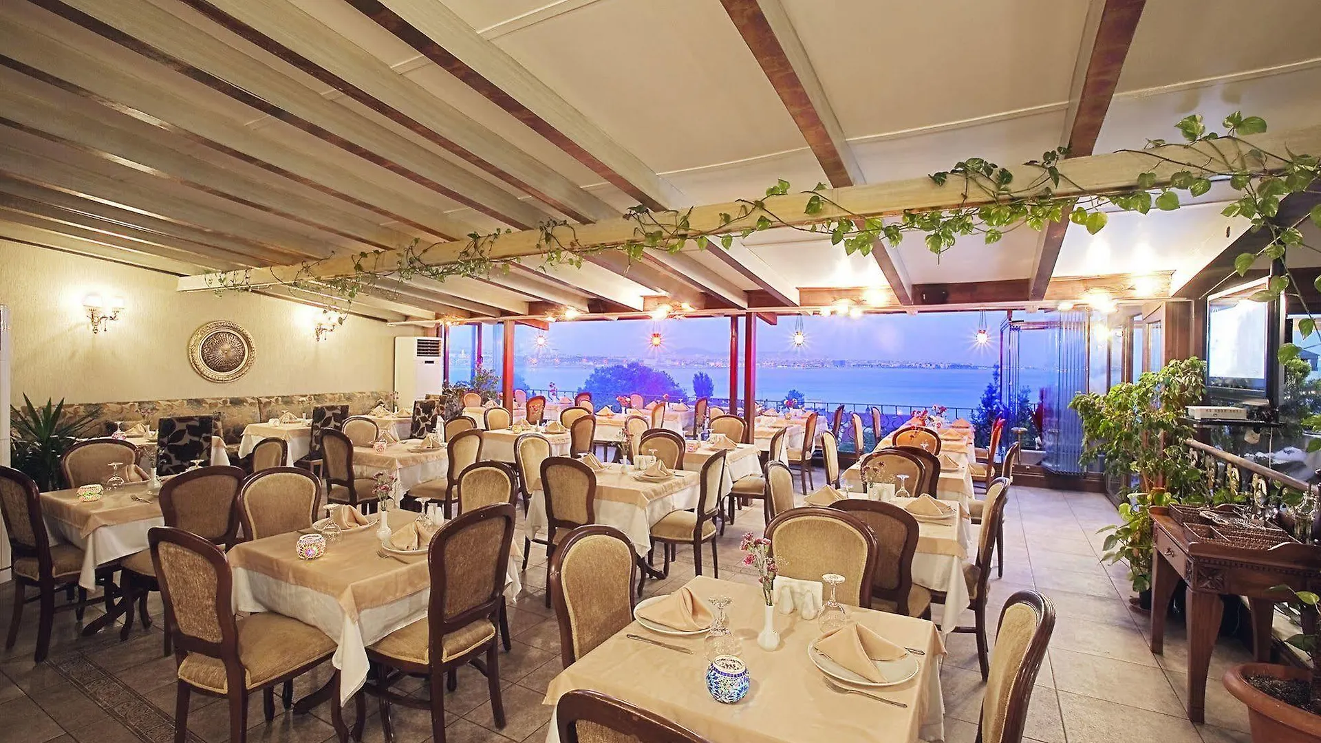 Triton Hotel Istanbul