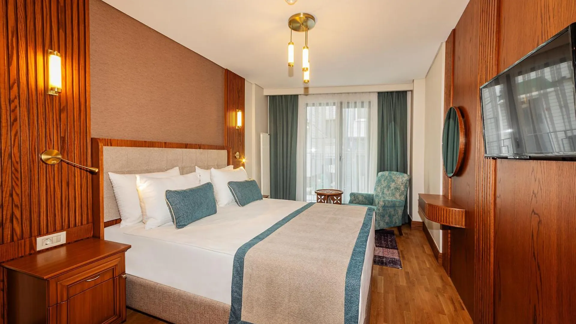 ****  Triton Hotel Istanbul Turkey