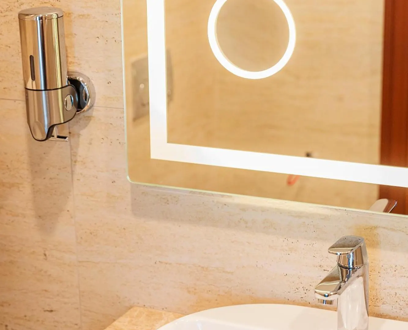 ****  Triton Hotel Istanbul Turkey