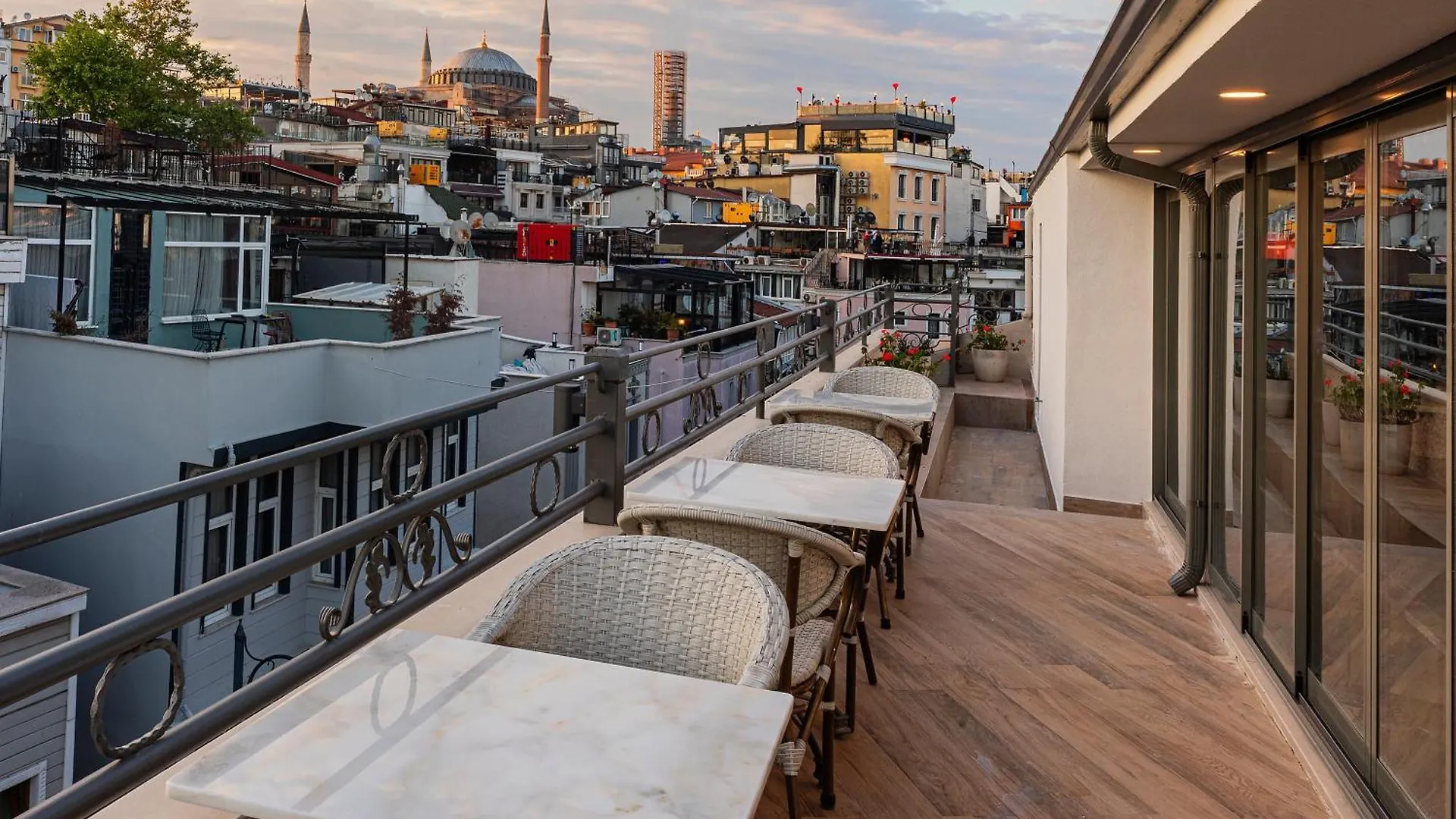 Triton Hotel Istanbul
